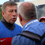 Пьяные российские болельщики избили журналиста на ЧМ-2018 по хоккею (ВИДЕО)