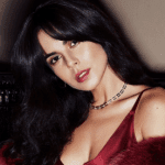 ПРОВОКАЦИОННЫЙ КЛИП НАСТИ КАМЕНСКИХ ПОКЛОННИКИ НЕ ОЦЕНИЛИ (ВИДЕО)