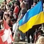 На открытии ЧМ-2018 в России развернули флаг Украины: появилось видео