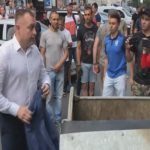 Заместителя Кернеса выбросили в мусорный бак и прокатили по улице (видео)