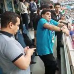 МАРАДОНА ЧУТЬ НЕ ПОПАЛ В БОЛЬНИЦУ ПОСЛЕ МАТЧА НИГЕРИЯ — АРГЕНТИНА (ВИДЕО)