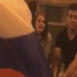 В центре Киева произошла стычка из-за флага России. Видео