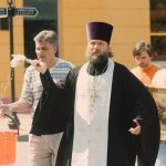 В ОДЕССЕ ПОСЛЕ МАРША РАВЕНСТВА ПРИМОРСКИЙ БУЛЬВАР ОСВЯТИЛИ СВЯТОЙ ВОДОЙ. ВИДЕО