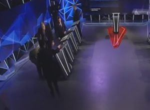 Омбудсмен Денисова потеряла сознание в прямом эфире во время выступления Порошенко (ВИДЕО)