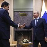 Мадуро убегает в Россию: Путин вывезет из Венесуэлы тонны золота. Видео