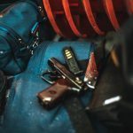 В Киеве парень заступился за женщину и получил пулю в живот. Видео