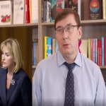 Луценко о супруге: "Ира у меня больше "порохобот", чем я". Видео