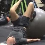 Буде "качком"? Яценюк розсмішив інтернет тренуванням у спортзалі. Відео