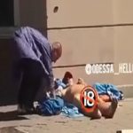 Одессит перепутал Дерибасовскую с нудистским пляжем. Видео