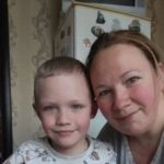 Поранена п'яними поліцейськими дитина тількі що померла в лікарні. Відео