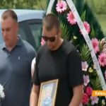 "Плакали і жінки, і чоловіки": У Переяславі-Хмельницькому попрощалися з убитою 5-річною дитиною. Відео