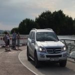 На скляному мосту в Києві помітили мажора на джипі: мережа скипіла від обурення. Відео