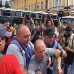 На Марші рівності у Києві відбулися сутички, було чути постріли.Відео