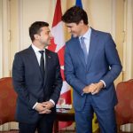 Зеленський своїм англійським викликав сміх в залі: «Привіт, дорогий прем'єр-міністр. Це все» . Відео