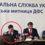 Дивна поведінка президента...Що це?: Українці почали переживати за здоров'я Зеленського. Відео