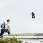 Відео ДНЯ: Французький винахідник нарешті перелетів Ла-Манш на ховерборді.