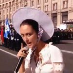 "Це що весілля?": Українці "гризуця" в мережі між собою через РЕП на Майдані під час Дня незалежності. Відео