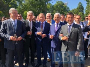 Фото пятерых президентов Украины