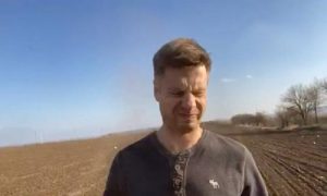 Гончаренко кинув жменю землі на політичний "труп" Зеленського, але ця земля прилетіла йому прямо в "морду". Відео