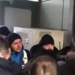 "Ну вот и началось":  Рабочие заводов Коломойского ворвались в здание НБУ. Их едва остановила полиция