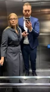 Тимошенко піймали прямо в ліфті