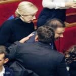 Все в бешенстве! Депутата-насильника Иванисова который пришел в Раду, целуют и обнимают