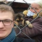 "Як мені вижити?": Депутат Ради запропонував пенсіонерці продати собаку і розплатитися з боргами. Відео