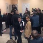 ОНЛАЙН: Люди в масках на «1 + 1» - СБУ обшукує телеканал, перші подробиці