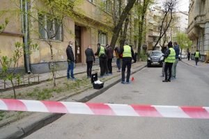В центрі Львову розстріляли двох чоловіків-валютників