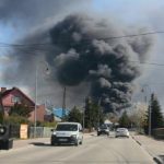 Що другий Чорнобиль? У Польщі злетів в повітря хімзавод, чорним димом накрило всю країну. Відео