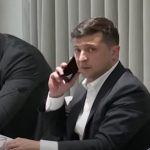 "Женя, слухай мене" - Зеленський по телефону публічно поговорив з директором Банку прямо на нараді! Відео