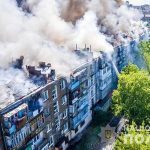 У Новій Каховці чоловік після сварки з дружиною підпалив квартиру і весь будинок. Фото і відео
