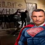 Страшно, коли мер - чемпіон світу з боксу. Віталій Кличко зловив хуліганів на вулиці. Відео