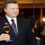 Віктор Янукович відгуляв свій 70-річний ювілей з Медведєвим в крутому казино Сочі