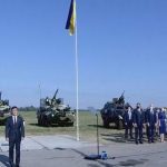 Володимир Зеленський взяв участь у церемонії підняття Державного прапора України. Відео