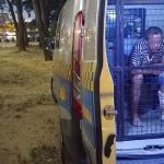 УКРАЇНЕЦЬ В ЗАКРИВАВЛЕНОМУ ОДЯЗІ ТА З НОЖЕМ ПЕРЕЛЯКАВ ЛЮДЕЙ НА ПЛЯЖІ В ВАРШАВІ