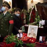 Володимир Зеленський прибув на панахиду по покійному Олександру Дегтярьову. Відео