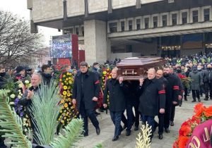 Сенцов висміяв похорон Кернеса