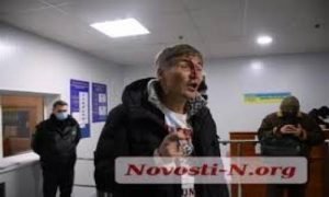 Ексдепутат партії Петра Порошенка напав на поліцію