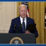 "Я полностью поддерживаю Украину": Джо Байден выступил с обращением по поводу России. Видео