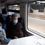 «Не смог пройти 30 метров?»: Ради удобства Порошенко, в Киеве поезд пригнали на первый путь