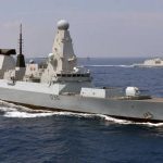 Корабль РФ и Су-24 открыли огонь по британскому эсминцу в Черном море