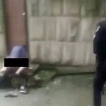 В Одессе полиция еле разняла парочку, которая занималась сексом прямо на улице. Видео