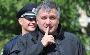 Аваков ВСЕ? Министр МВД Арсен Аваков написал заявление на увольнение — СМИ
