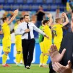 "Нам жаль, больно, но не стыдно!": Зеленский поддержал сборную Украины после игры с Англией