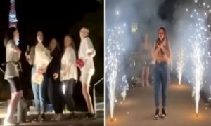 Скандал во Львове! Девушки отметили 18-летие подруги на мемориале Небесной сотни