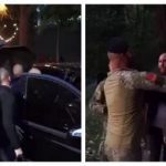 Петра Порошенко в Днепре ветераны встретили гнилыми помидорами и кричалками «геть». Видео