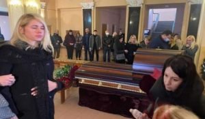Скандал на похоронах Полякова! Вдова депутата не выдержали и выгнала народного депутата Украины. Видео
