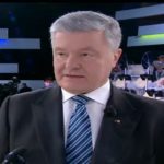 "Зеленский в Горловке ползал перед сепаратистами": Порошенко снова пустился в обвинения в адрес Владимира Зеленского. Видео