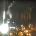 Угроза мировой безопасности! Российские танки расстреливают Запорожскую Атомную станцию!. Видео